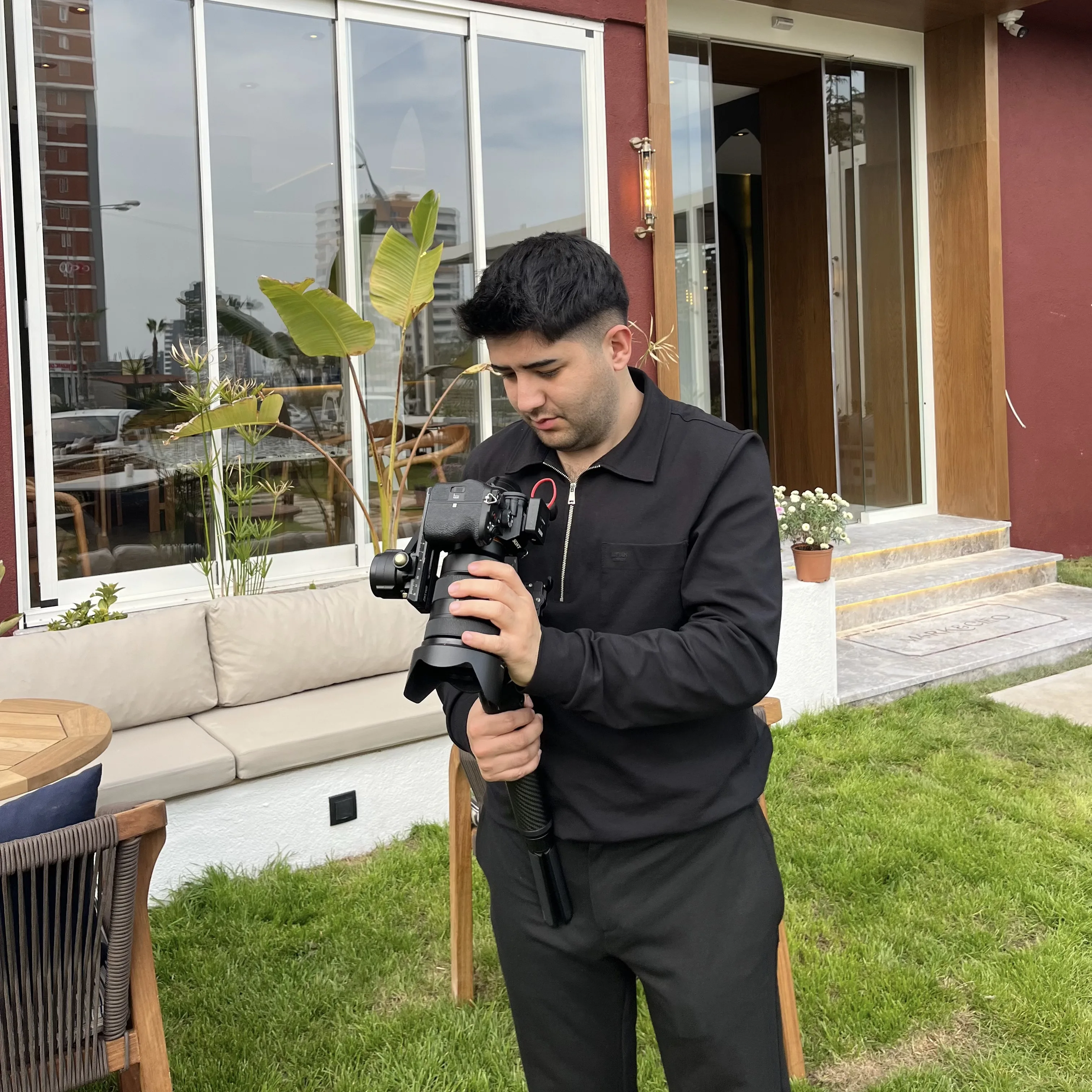 Yönetmen Hizmetleri